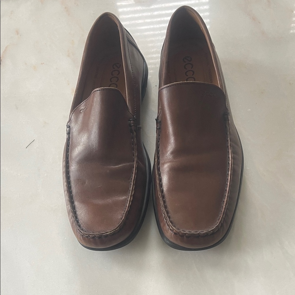 Ecco Men's Rich Brown Slip-On Loafers